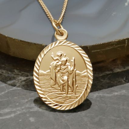 18k Yellow Gold Plated Diamond Cut Large Oval St Christopher Pendant With Optional Engraving and Chain
